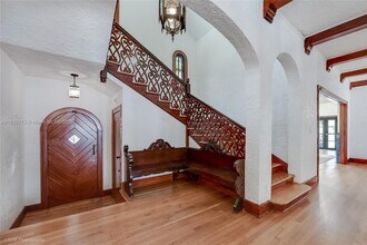 1624 Granada Blvd in Coral Gables, FL - Building Photo - Building Photo