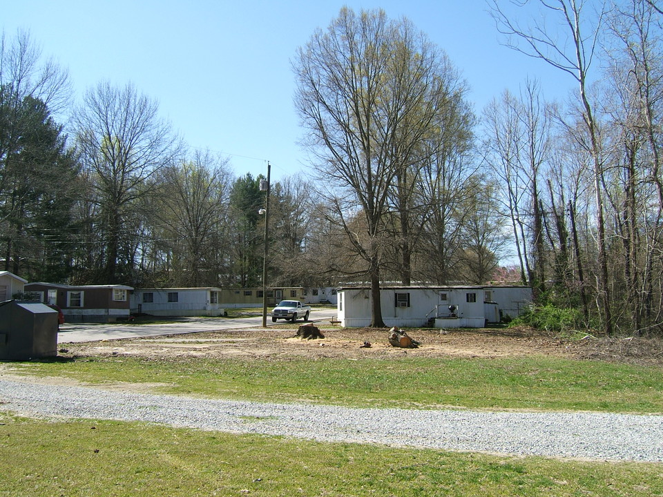 101 Carriage Hill Dr in Danville, VA - Foto de edificio