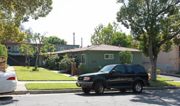 620 E Cypress Ave in Burbank, CA - Building Photo - Building Photo