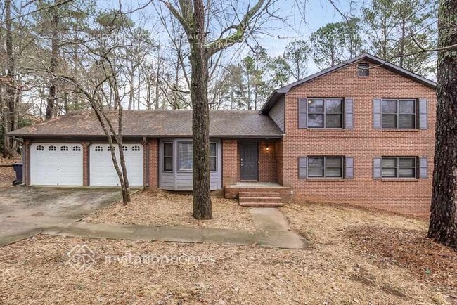 property at 2850 Shiloh Way