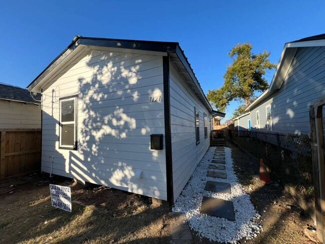 property at 7121 Avenue P