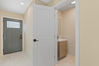 3021 8th Ave in Sacramento, CA - Building Photo - Building Photo