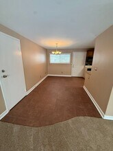 2076 Terrylynn Ave in Dayton, OH - Building Photo - Building Photo