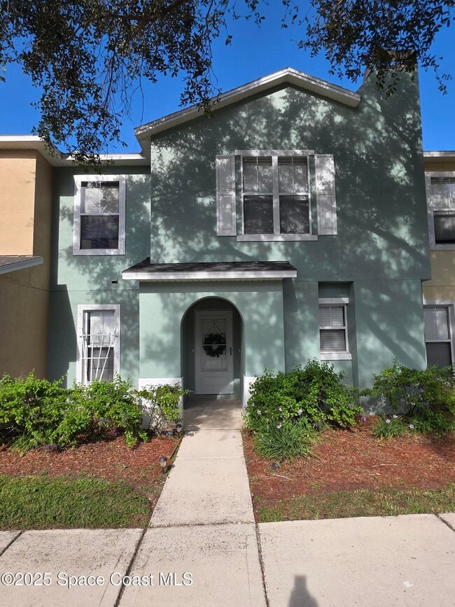 property at 1585 Par Ct