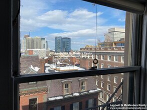 21 Mount Vernon Sq, Unit 500 in Boston, MA - Building Photo - Building Photo