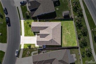 4600 Choke Canyon Dr in McAllen, TX - Foto de edificio - Building Photo