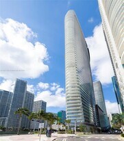 300 Biscayne Blvd Way, Unit 1205 in Miami, FL - Building Photo