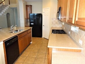 9501 Navarro St in Crowley, TX - Building Photo - Building Photo