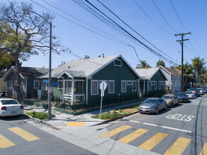 541 Cerritos Ave in Long Beach, CA - Building Photo - Building Photo