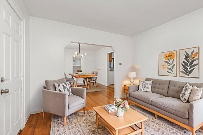 4995 Anatole St in Grosse Pointe, MI - Foto de edificio - Building Photo