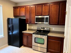 10266 Lake District Ln in Orlando, FL - Foto de edificio - Building Photo