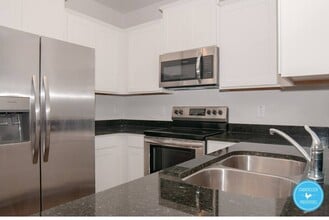 2474 Ashton Park Ln in Burlington, NC - Building Photo - Building Photo