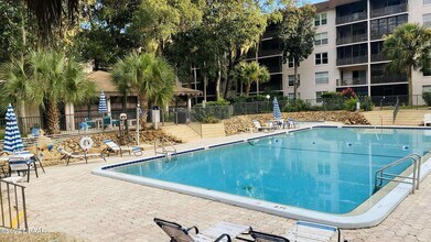 640 N Nova Rd, Unit 212 in Ormond Beach, FL - Building Photo - Building Photo