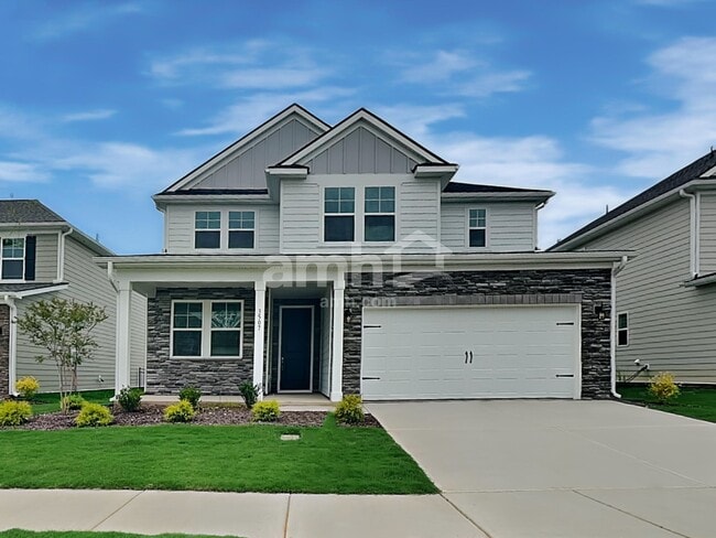 property at 3507 Lincoln Hts Ln