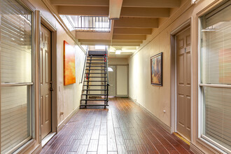 1502 Peak Street in Dallas, TX - Foto de edificio - Interior Photo