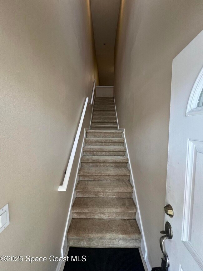 1040 Venetian Dr in Melbourne, FL - Building Photo - Building Photo
