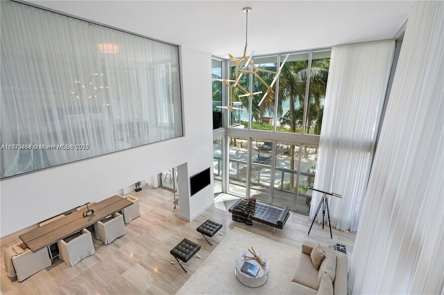 6899 Collins Ave, Unit 202 in Miami Beach, FL - Building Photo