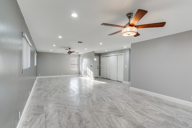 406 Sea Willow Dr in Marion, TX - Building Photo - Building Photo