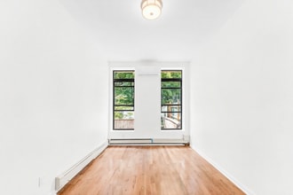 78 Clinton Ave, Unit #1 in Brooklyn, NY - Building Photo - Building Photo