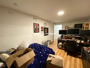 175 Sydney St, Unit 2 in Boston, MA - Building Photo - Building Photo