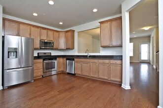 1720 Beacon Ln in Warrington, PA - Building Photo - Building Photo