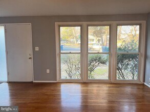 6323 Fenton Ct in Alexandria, VA - Building Photo - Building Photo