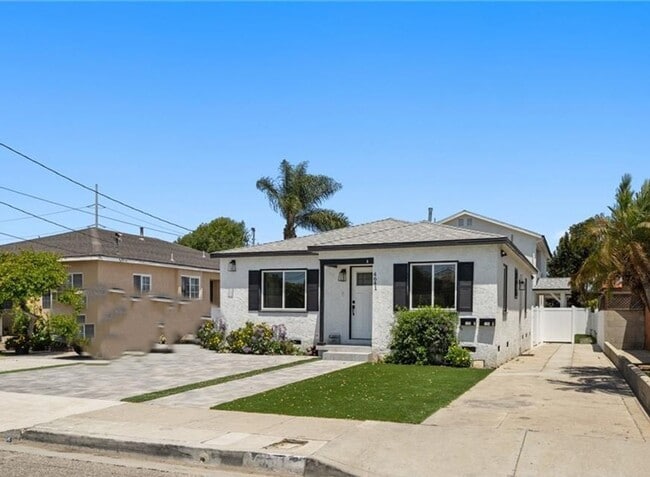 property at 4641 W 130th St