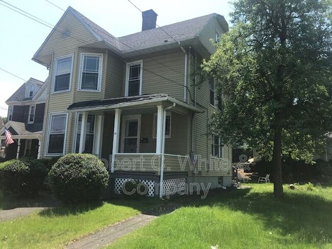 116 Howe Ave in Shelton, CT - Building Photo - Building Photo