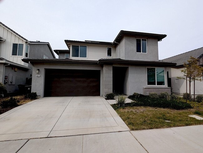property at 3017 Mulholland Dr