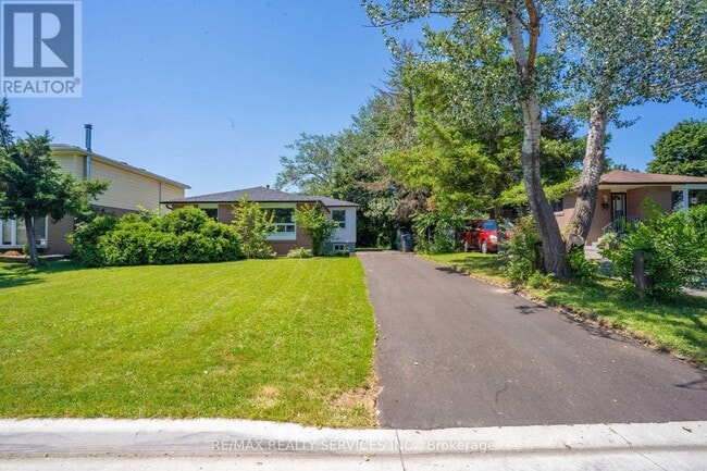 property at 23 Fidelia Crescent