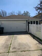 5156 Hartson in Kyle, TX - Building Photo - Building Photo
