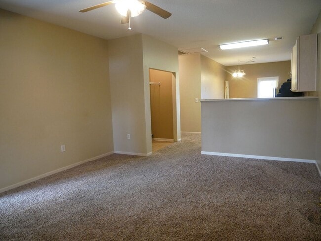 119 Pine Meadows Cir in Elmore, AL - Building Photo - Building Photo