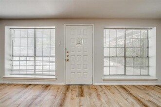 3562 W 4th St-Unit -A - downstairs in Fort Worth, TX - Building Photo - Building Photo
