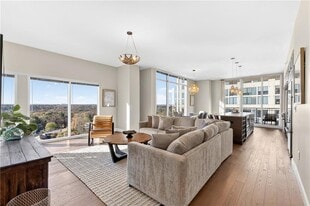 1820 Peachtree St NW in Atlanta, GA - Building Photo