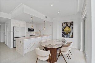 3250 NE 1st Ave in Miami, FL - Building Photo