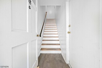 320 South St in Morristown, NJ - Building Photo - Building Photo
