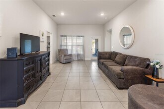135 Krenson Bay Loop in Winter Haven, FL - Building Photo - Building Photo