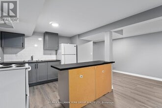 25 A College Crescent in Barrie, ON - Building Photo - Building Photo