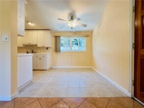 18556 Community St in Los Angeles, CA - Building Photo - Building Photo