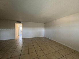 4160 NW 21st St in Lauderhill, FL - Building Photo