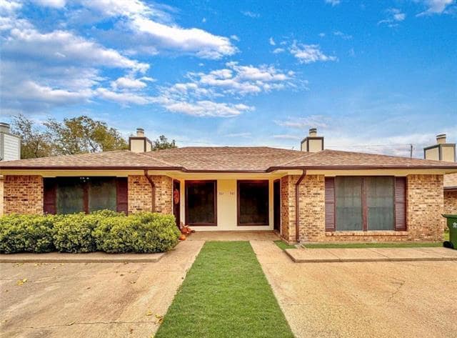 property at 505 Claire Ct