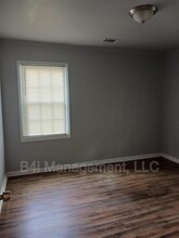 880 Linda Way in Forest Park, GA - Building Photo - Building Photo