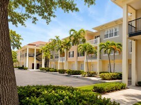 224 Murcia Dr in Jupiter, FL - Building Photo