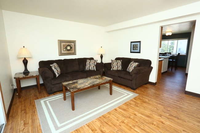 Tallgrass Apartments