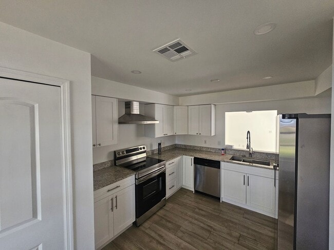 1406 36th Ave in Vero Beach, FL - Building Photo - Building Photo