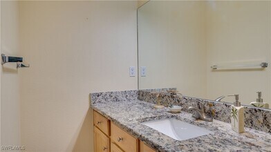 3328 N Key Dr in North Fort Myers, FL - Building Photo - Building Photo