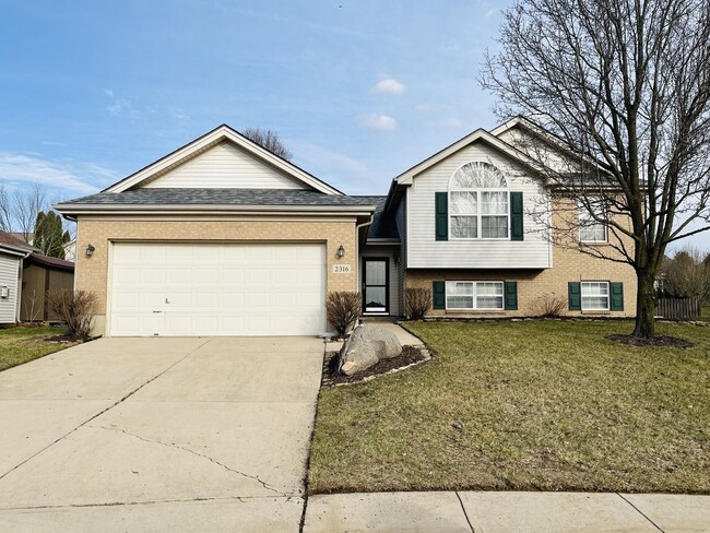 property at 2316 Spyglass Ct