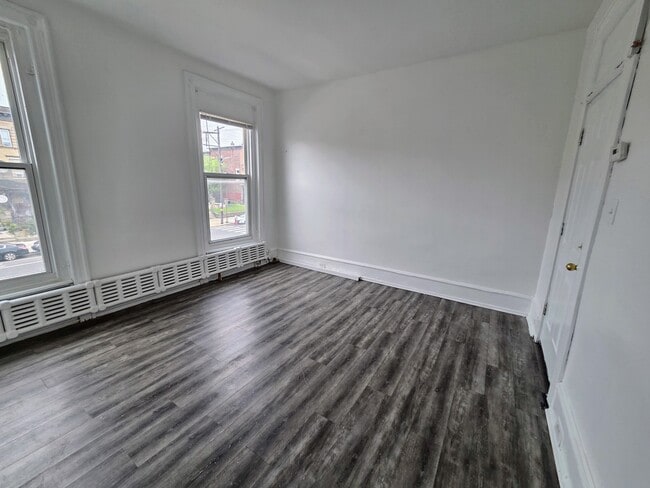 1302 W Allegheny Ave in Philadelphia, PA - Building Photo - Building Photo