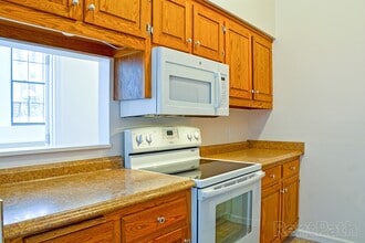 Patterson Place in Bristol, CT - Building Photo - Interior Photo