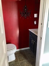 1101 McDonald Ave in Aurora, IL - Building Photo - Building Photo